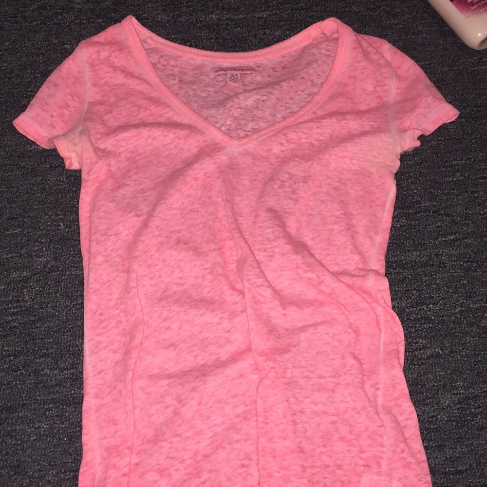 Pink AEO v neck